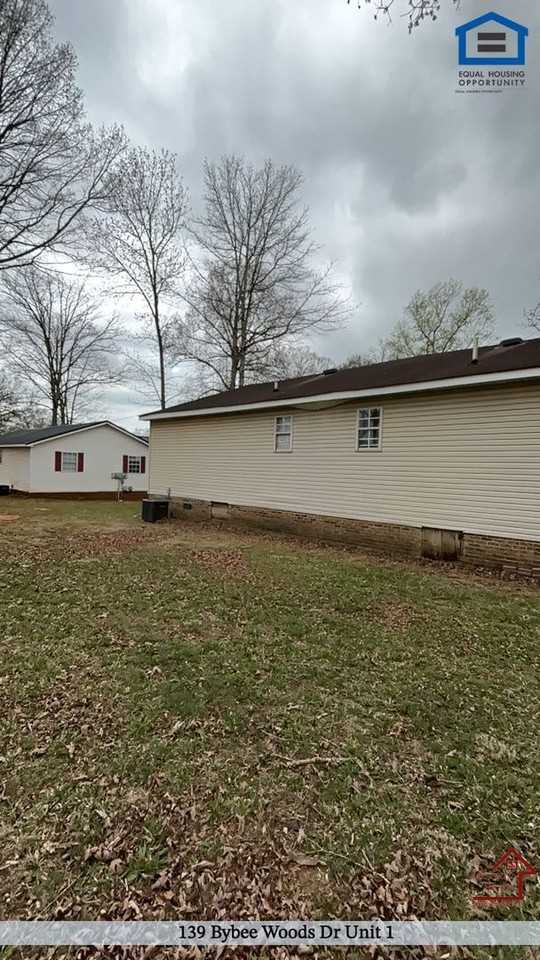 139 Bybee Woods Dr #1 - Photo 4 of 13