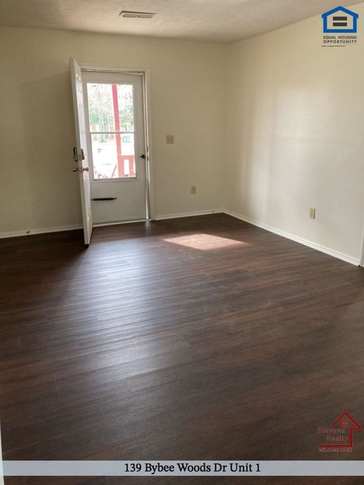 139 Bybee Woods Dr #1 - Photo 6 of 13