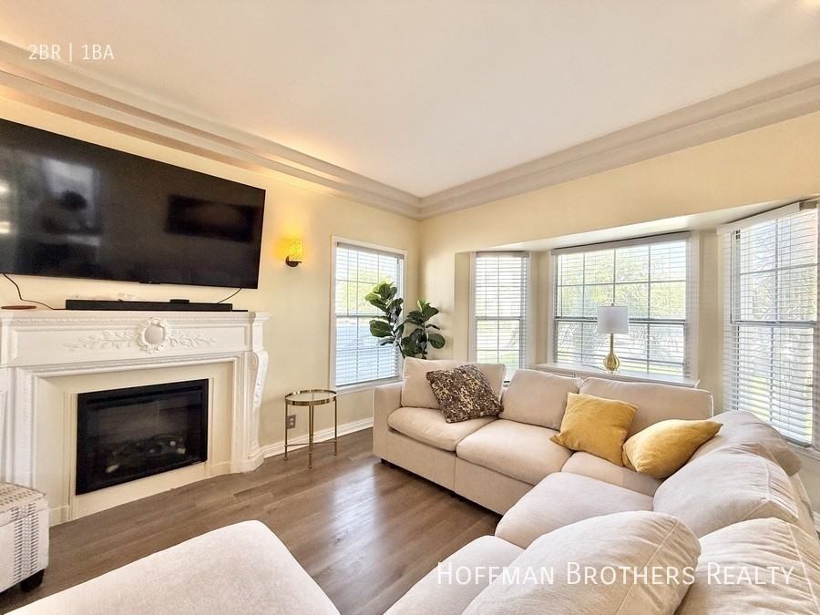 3031 Wellington Rd - Photo 2 of 14