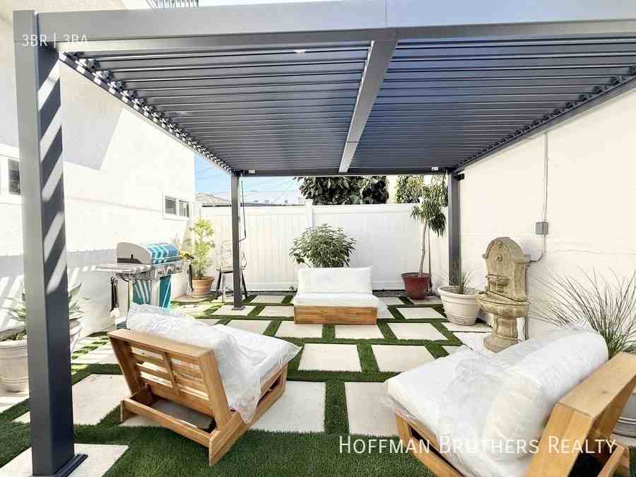 3031 1/2 Wellington Rd - Photo 2 of 13