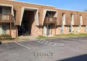 featured image of 370 Wallace Rd #D13