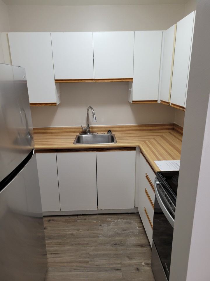 6 Cartier Court - Photo 2 of 8