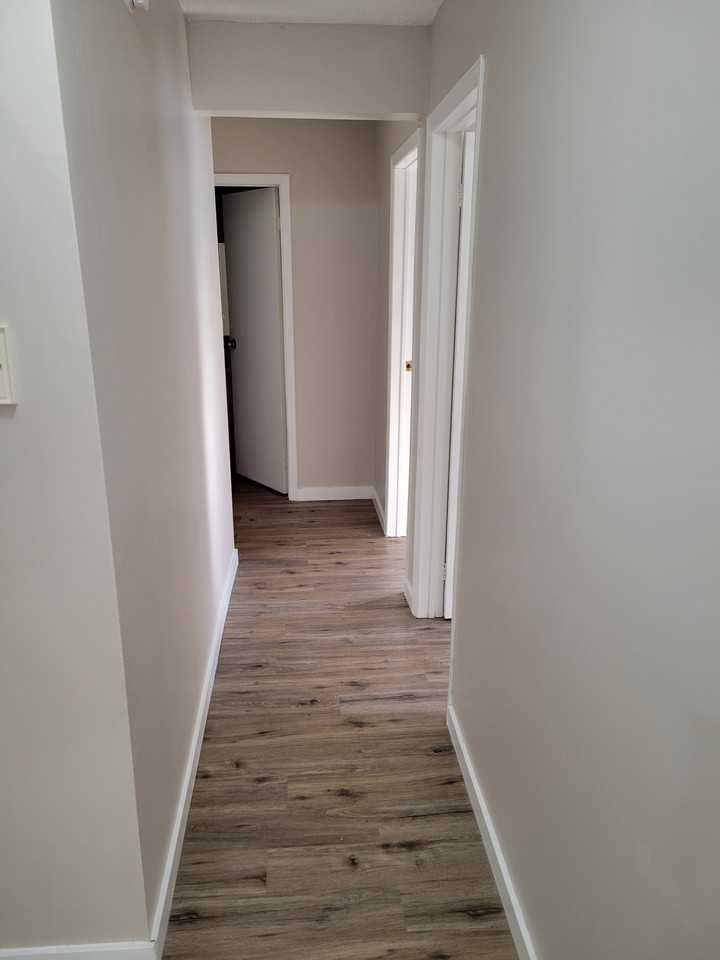 6 Cartier Court - Photo 5 of 8