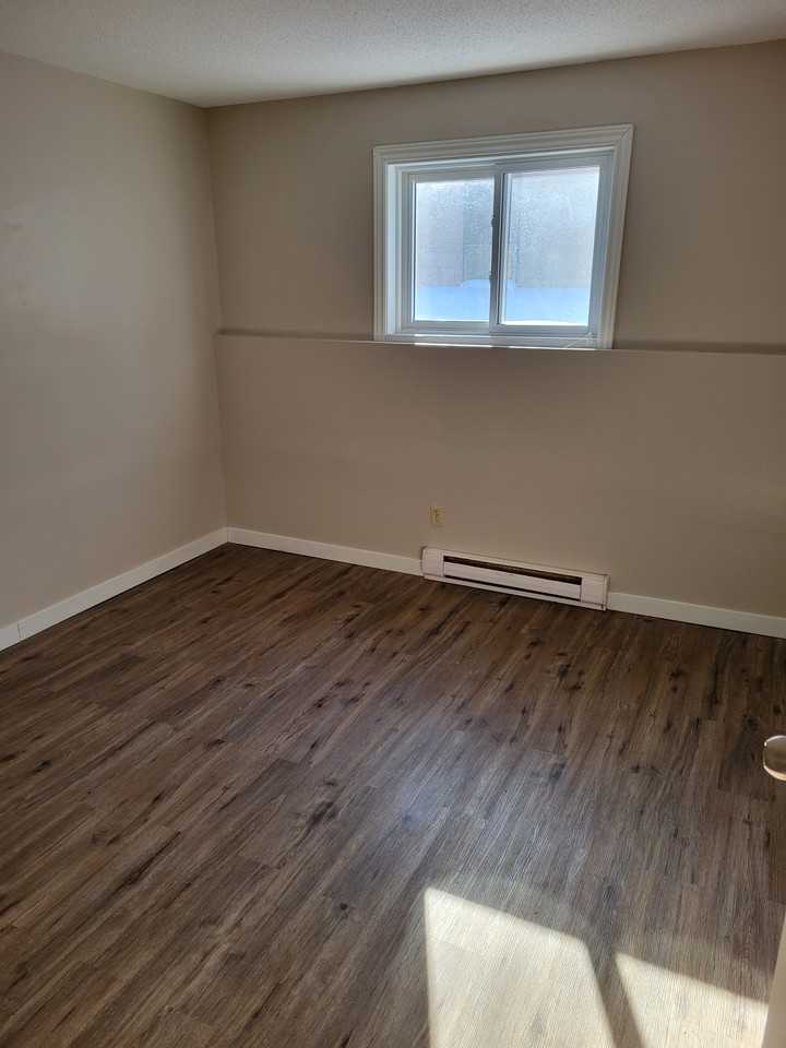 6 Cartier Court - Photo 6 of 8