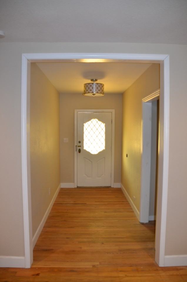 436 W Holland St #NA - Photo 3 of 16