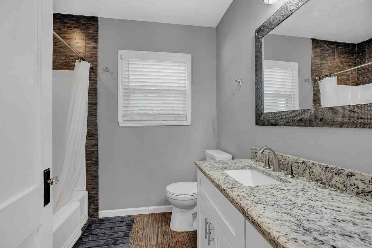 436 W Holland St #NA - Photo 6 of 16