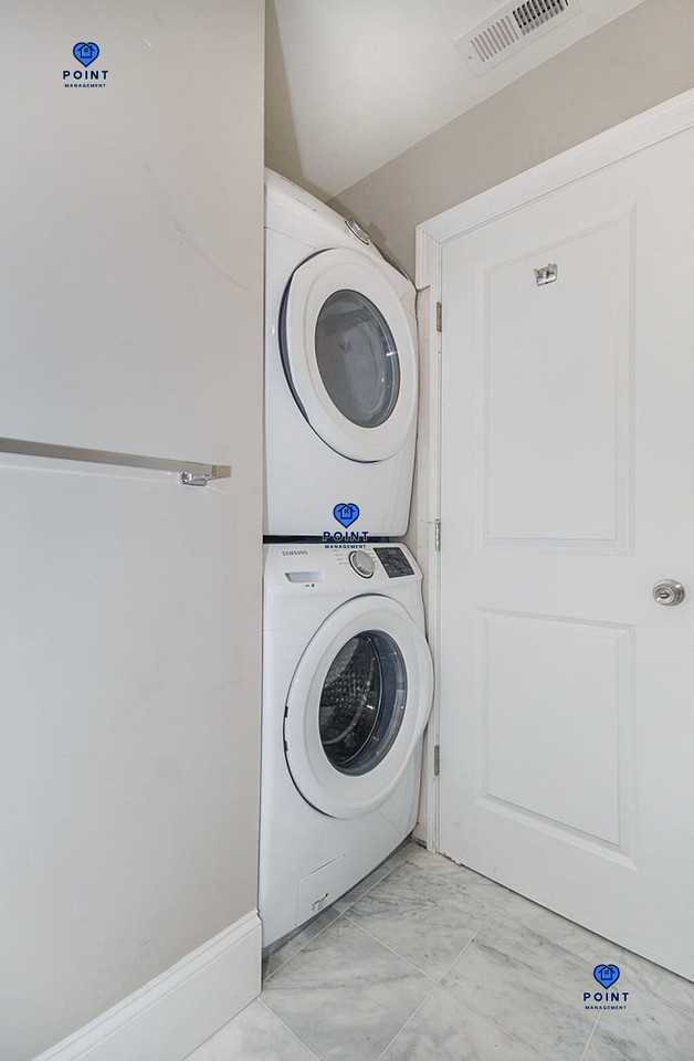 220 Havre St. - Photo 7 of 9