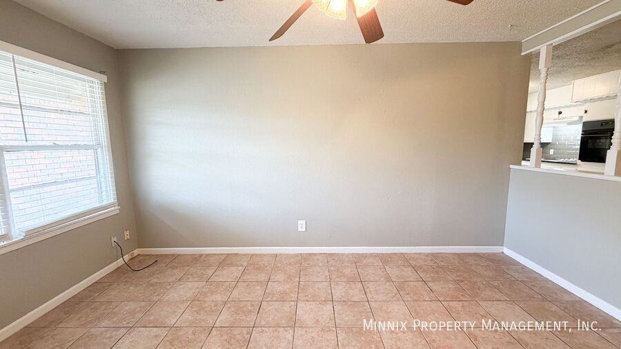 5414 6th St - Photo 4 of 24