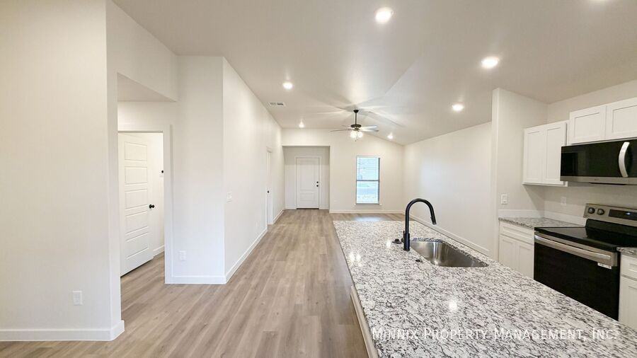 2161 Langford Ave - Photo 7 of 23