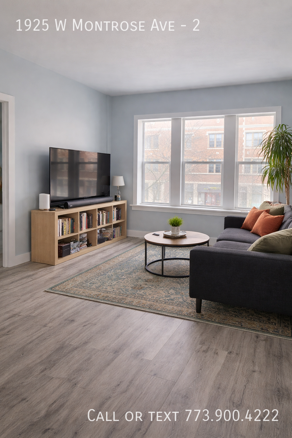 1925 W Montrose Ave #2 - Photo 3 of 8