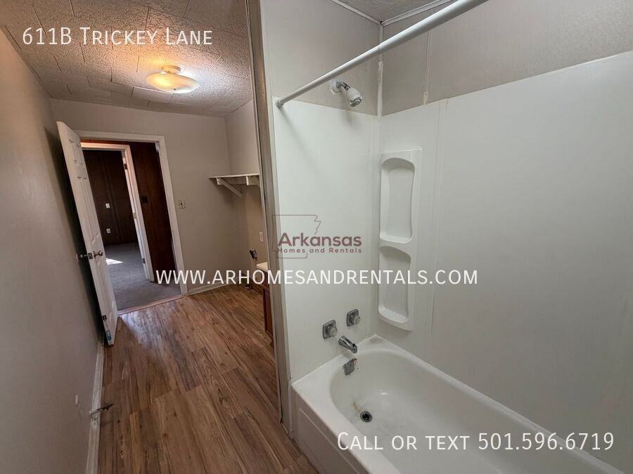 611B W Trickey Ln - Photo 6 of 11