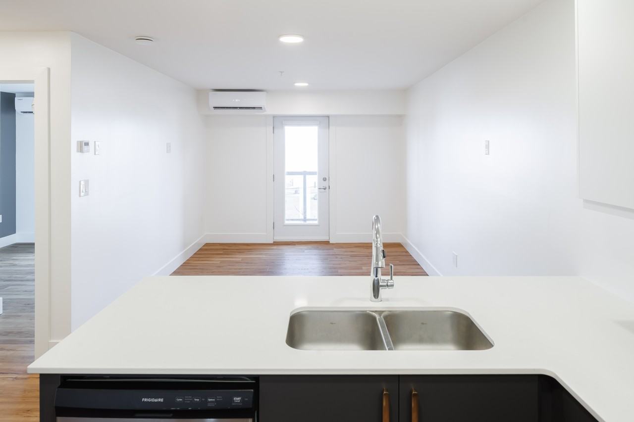 213 Simmons Avenue - Photo 3 of 16