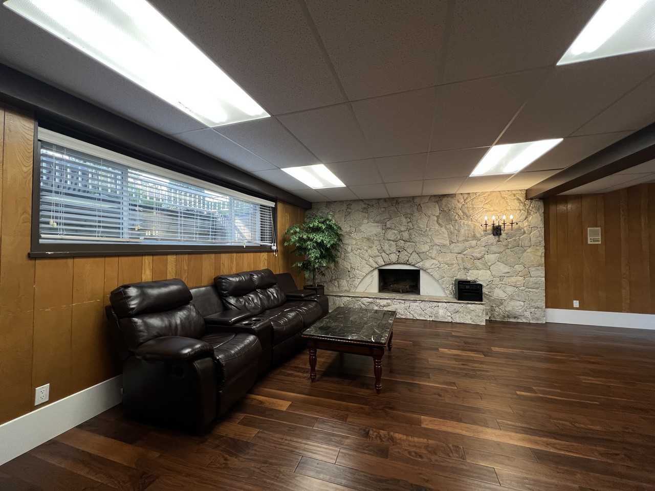 5585 McMaster Rd - Photo 5 of 8