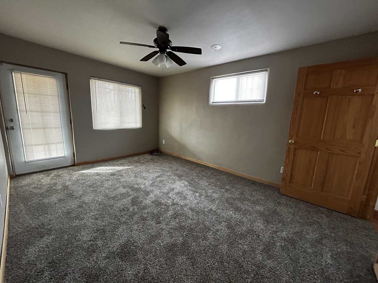 408 Cornell Dr Se #A - Photo 3 of 11