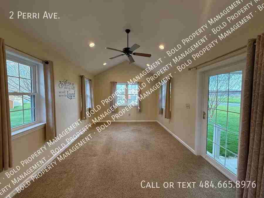 2 Perri Ave - Photo 6 of 31