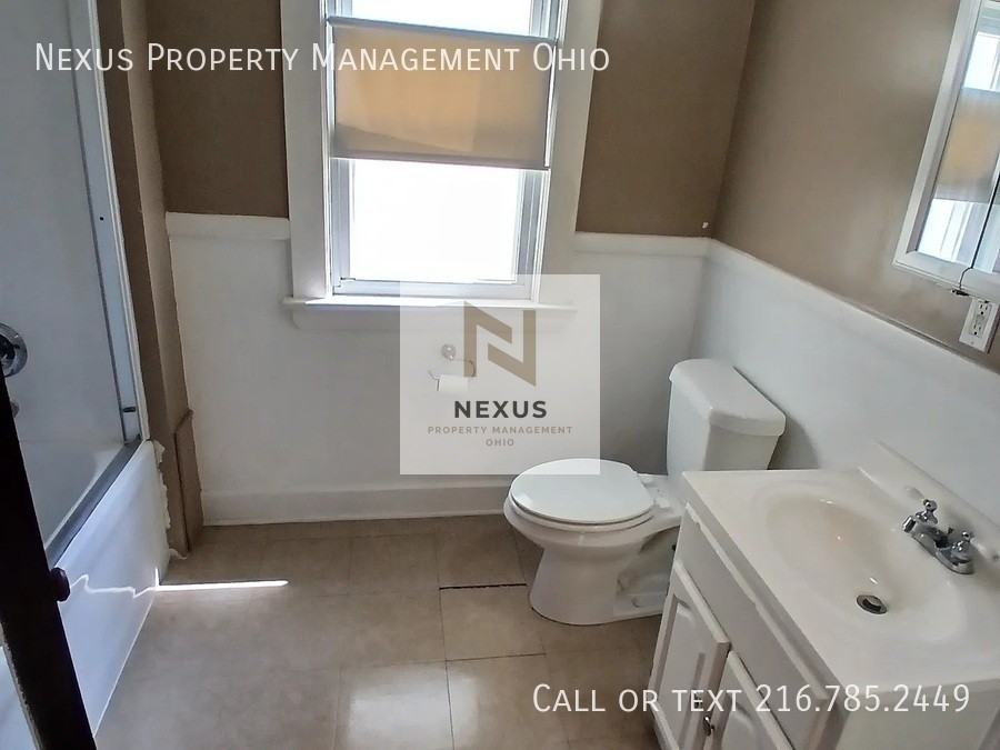 10609 Bernard Ave #1DOWN - Photo 3 of 7