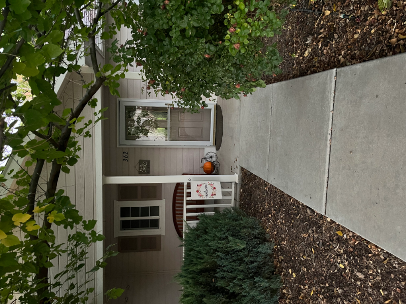 362 Kaley St - Photo 2 of 12