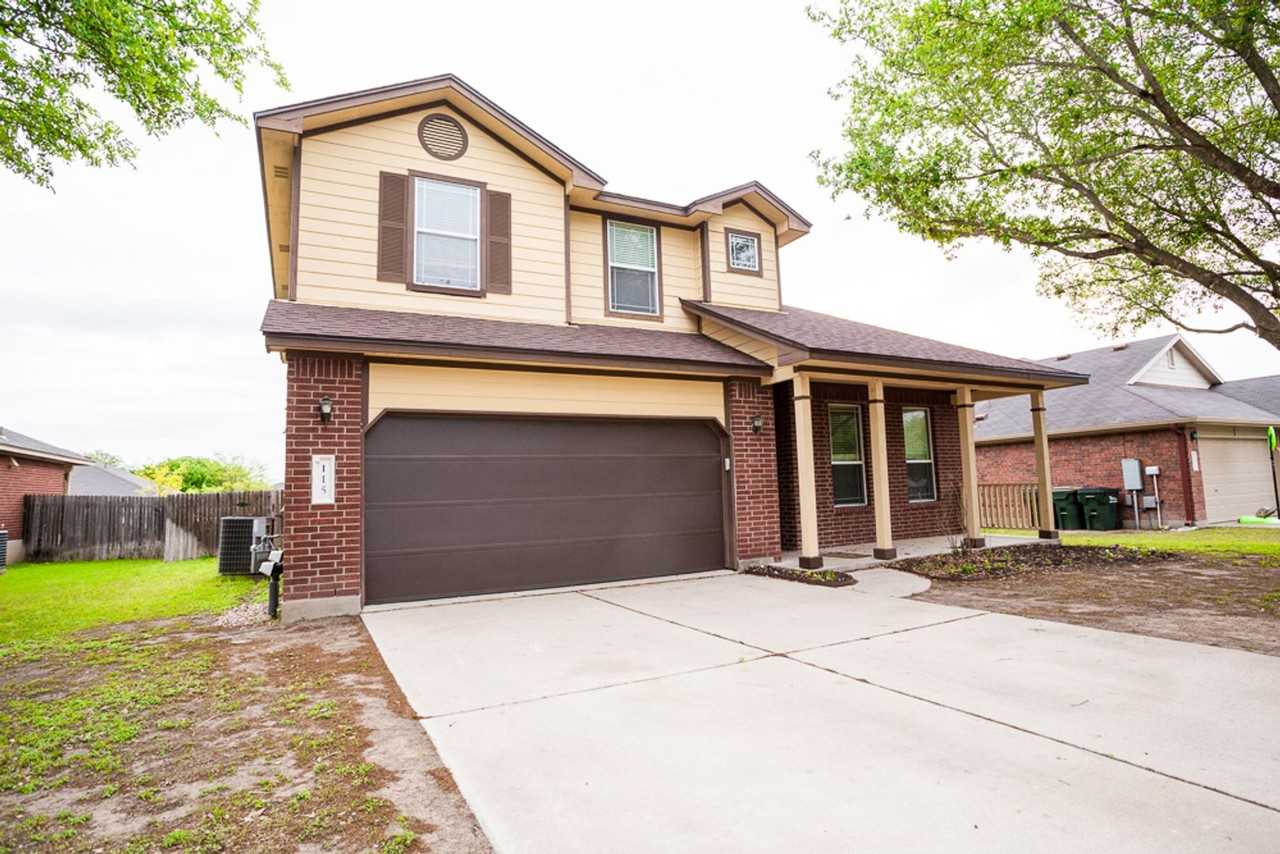 115 Brazos Ln - Photo 3 of 31