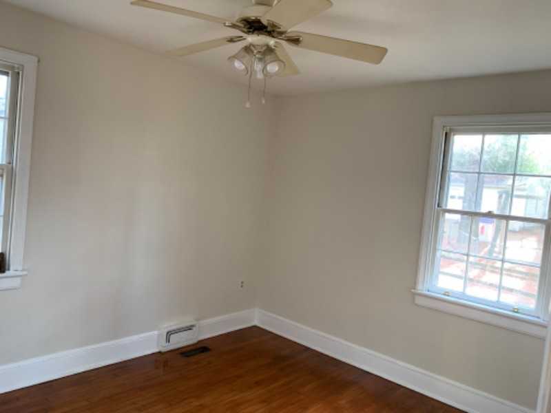 14201 Harrowgate Rd - Photo 6 of 11