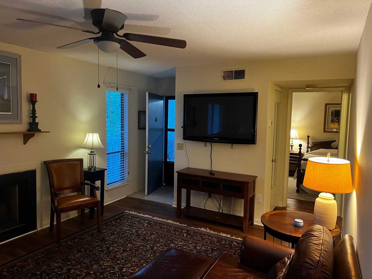 3213 Heathstead Pl - Photo 2 of 9