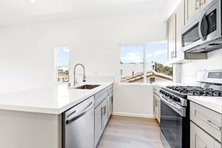 5232 1/2 W 20th St - Photo 1 of 1