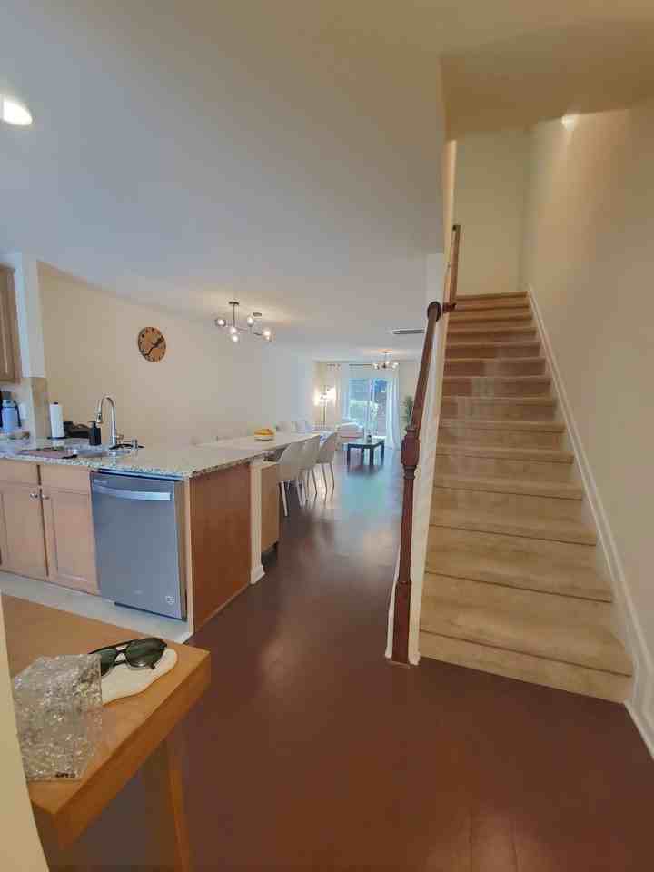 2919 Berkeley Springs Pl - Photo 3 of 34