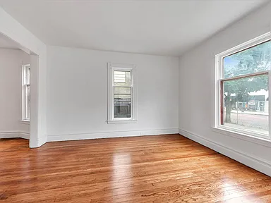 1560 Wealthy St Se #1 - Photo 3 of 15