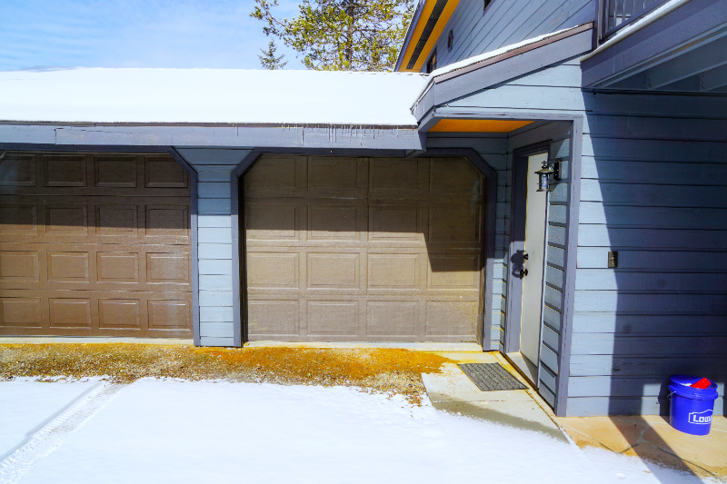 145 Sapphire Ct - Photo 3 of 23