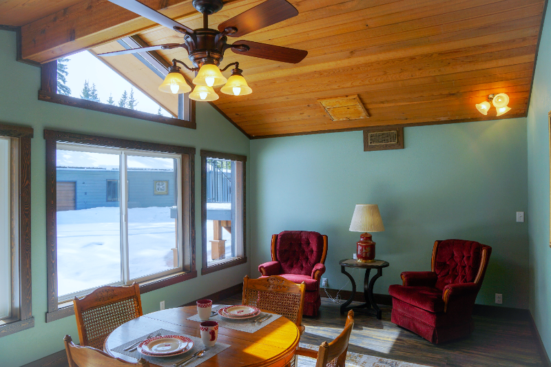 145 Sapphire Ct - Photo 5 of 23