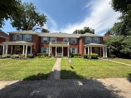 featured image of 3921 Beech St