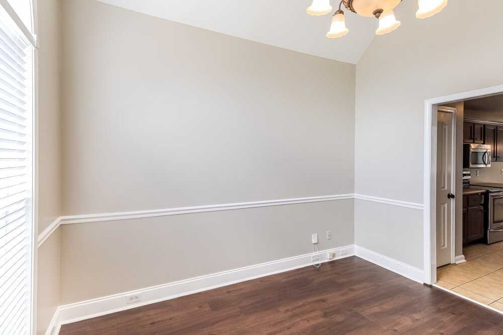 3418 Leslie Ln - Photo 5 of 17