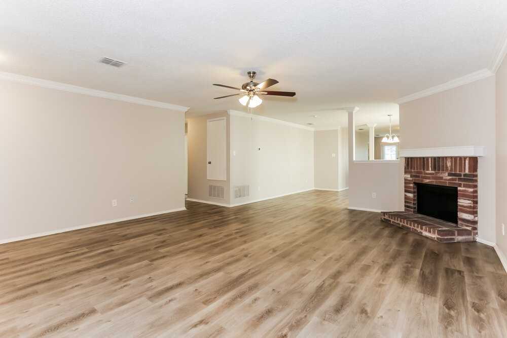 2365 White Pine Dr - Photo 5 of 16