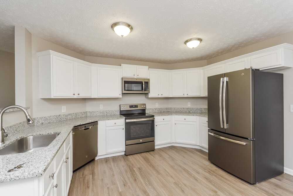 2540 Tolliver Dr - Photo 6 of 17