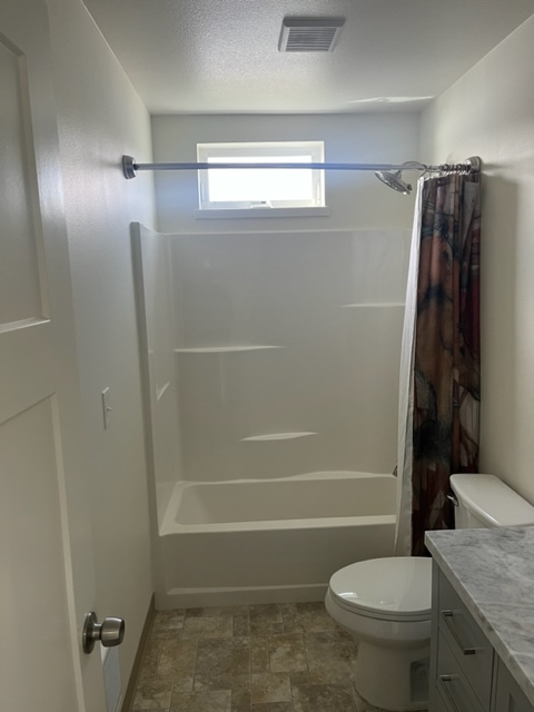 6670 Long Lake Rd Se - Photo 6 of 12