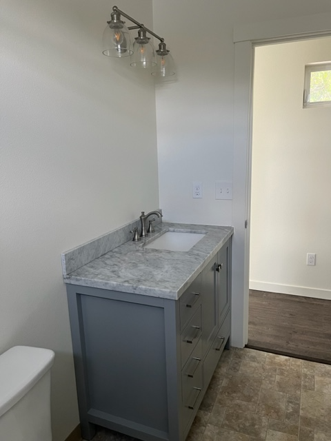 6670 Long Lake Rd Se - Photo 7 of 12