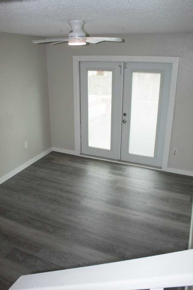 7023 Oakwood Dr - Photo 2 of 8