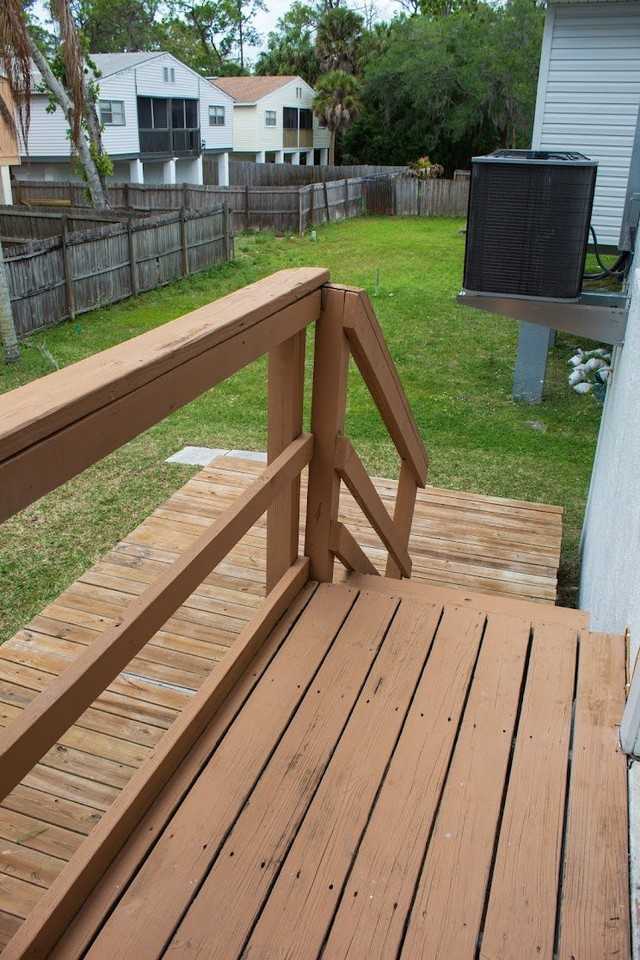 7023 Oakwood Dr - Photo 7 of 8