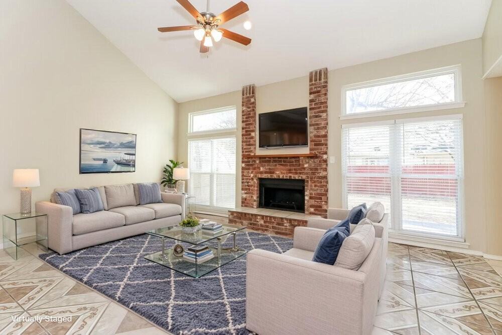 2729 Forest Creek Dr - Photo 4 of 20