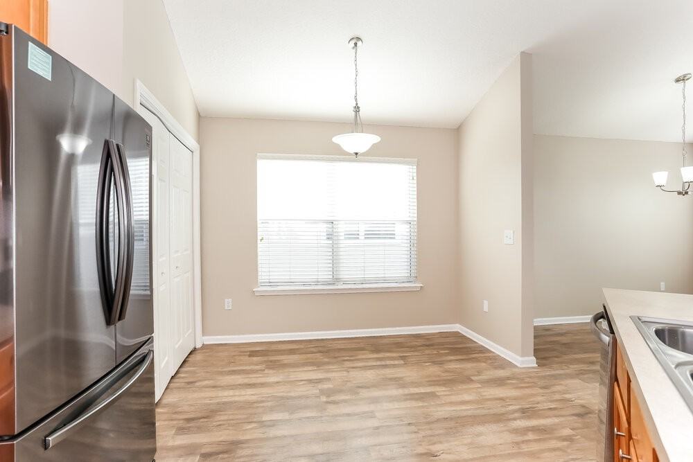 2836 Cross Creek Dr - Photo 7 of 16