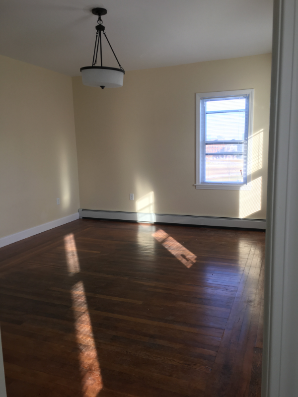 46 Maple St #B - Photo 2 of 4