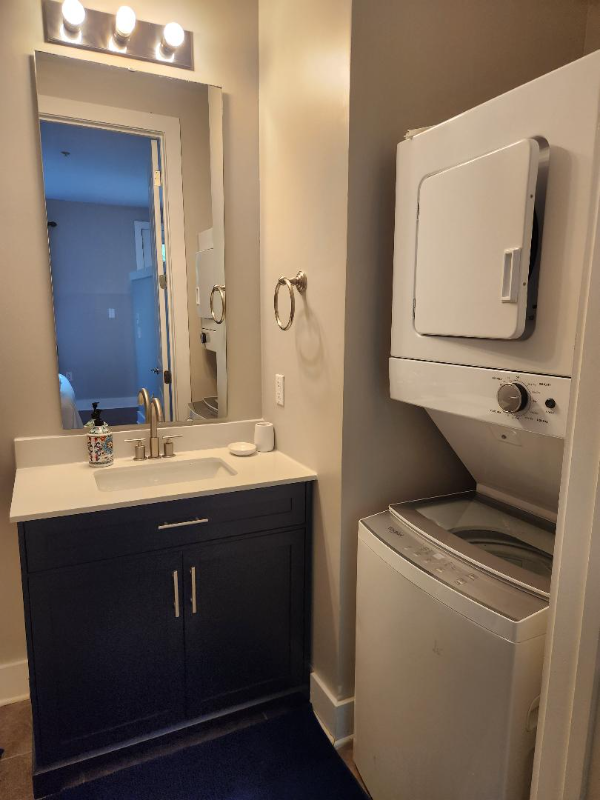 1101 Interstate St - Photo 6 of 12