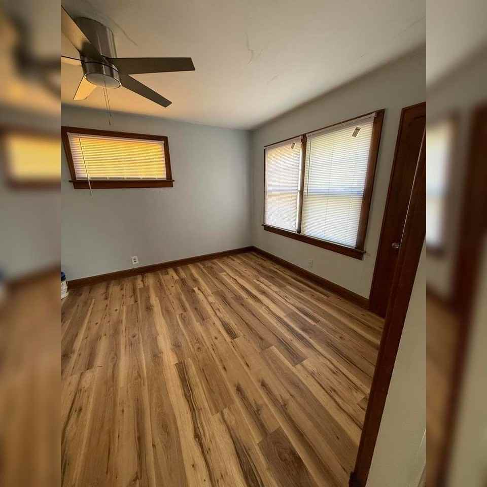 1410 E Blake Ave - Photo 3 of 14