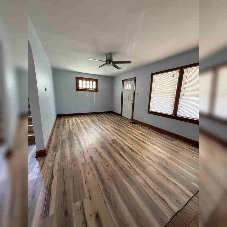 1410 E Blake Ave - Photo 5 of 14