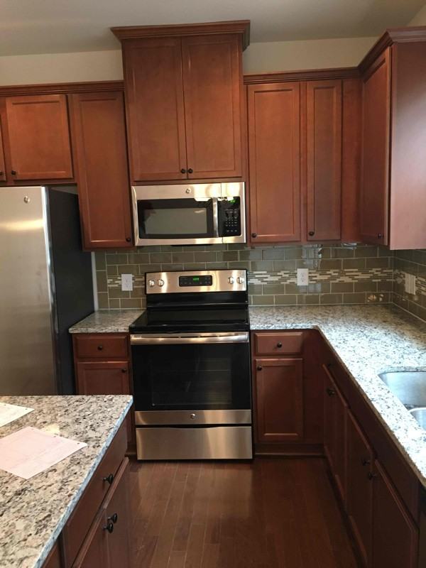 3085 Clear View Dr - Photo 3 of 16