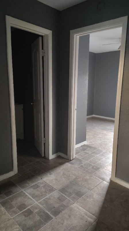 119 117,W Lee St Harlingen Tx #10 - Photo 4 of 8