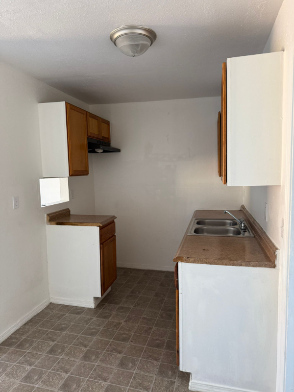 119 117,W Lee St Harlingen Tx #8 - Photo 4 of 12