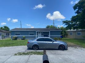 2460 Nw 30th Way - Photo 1 of 1