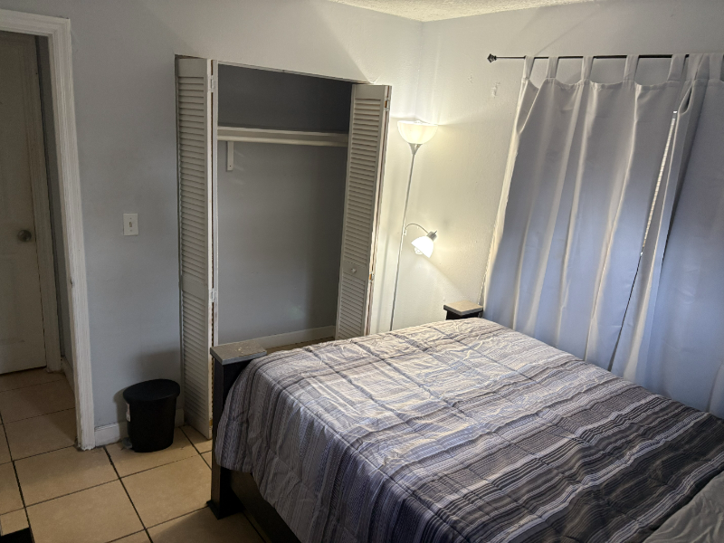 2460 Nw 30th Way - Photo 5 of 13