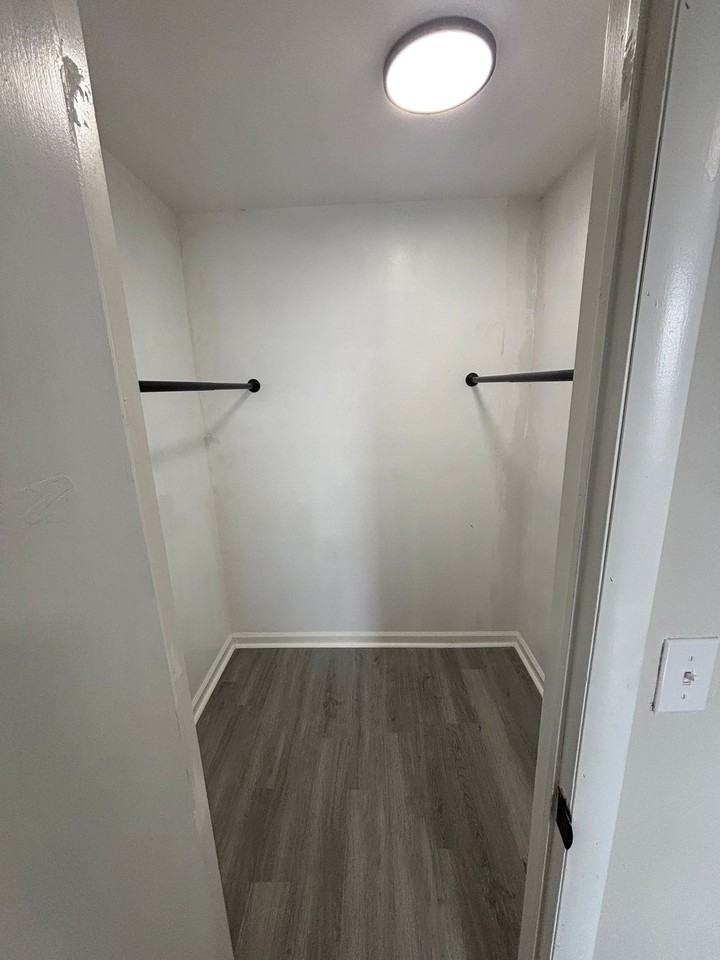 2-4 N Liberty Ave #8 - Photo 3 of 9