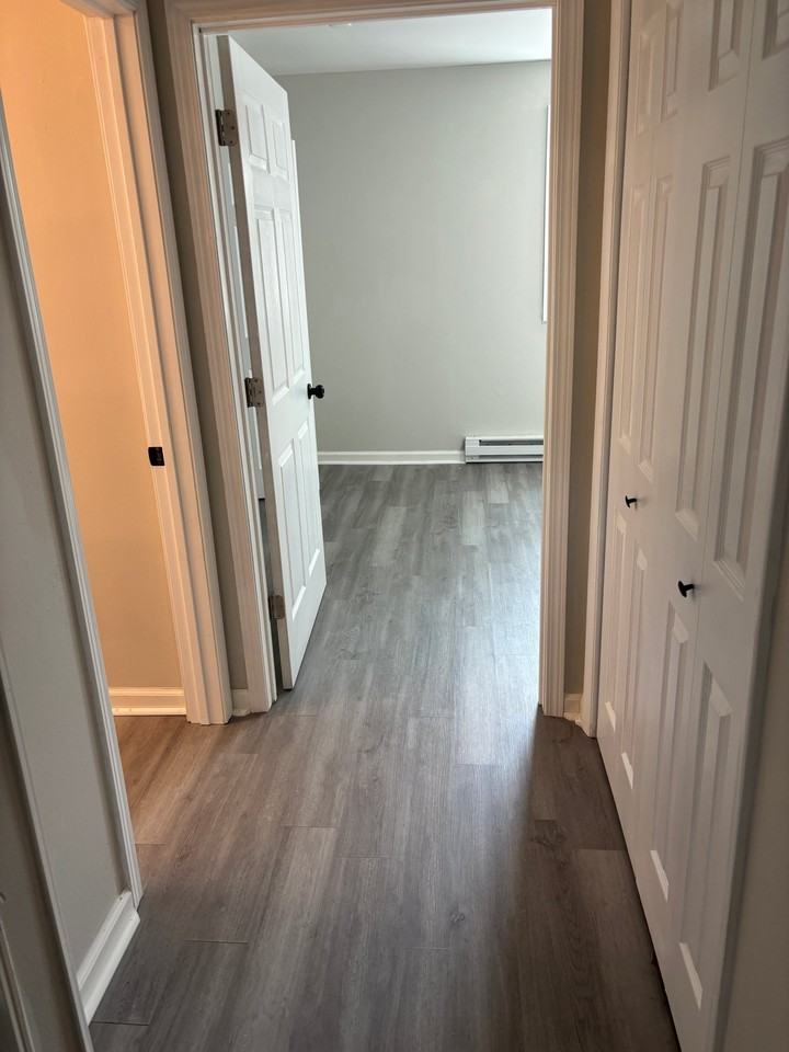 2-4 N Liberty Ave #8 - Photo 5 of 9